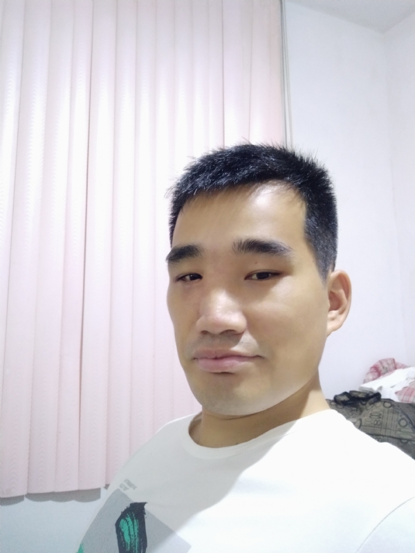 大男孩的第一张照片--福州于山相亲网