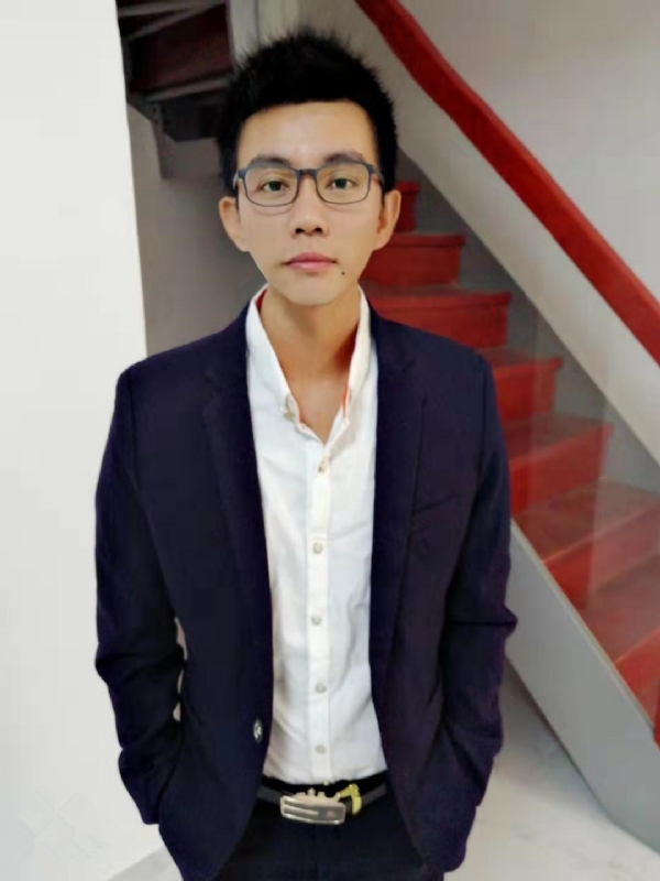 林智明的第一张照片--福州于山相亲网